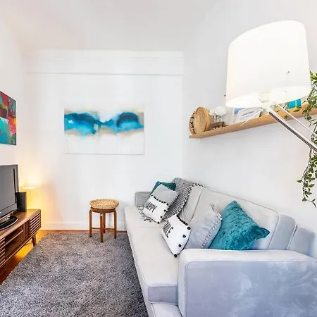 Apartamento Cozy 1 Bedroom With Patio Lisboa